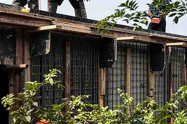 钢筋网架自建房使用寿命多少年耐久性如何