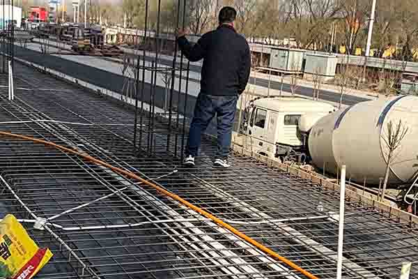 农村自建房现浇楼板钢筋网片怎么绑扎施工规范
